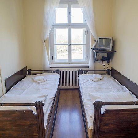 מלון אובז'יצ'קו Palac Kobylniki מראה חיצוני תמונה